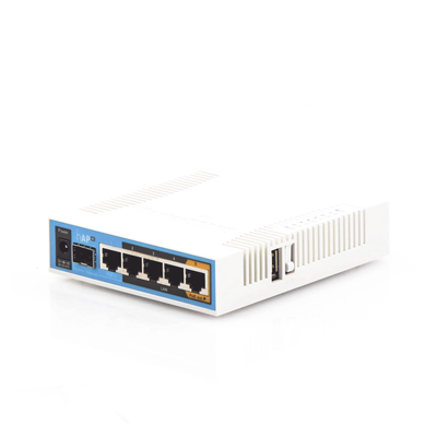(hAP ac) 5 Puertos Gigabit Ethernet 1 Puerto SFP 1 USB WiFi Doble Banda 3x3 802.11ac hasta 1W de potencia
