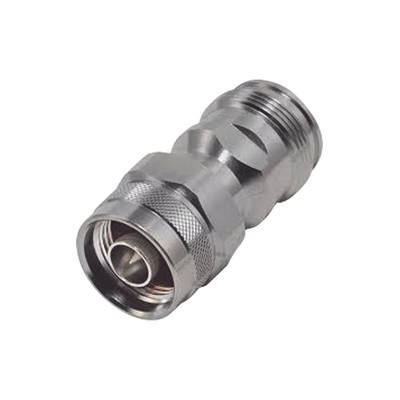 Adaptador en Línea de Conector 4.3-10 Hembra a N Macho Bronce Blanco/ Plata/ Teflón.