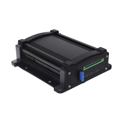 Sirena Vehicular de 100W de Potencia Con Controlador Unimando Micrófono Control de Tonos y Patrones de destello de Barras de Luces Serie X67 / X75