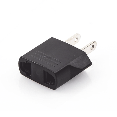 Adaptador de enchufe europea a americano Calidad PREMIUM @ 6 A ; 110 - 250 Vca