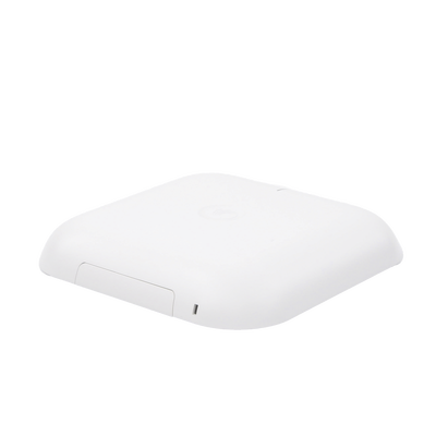 Punto de Acceso Empresarial XV3-8 Wi-Fi 6 para Interior / 5 Radios Definidos por Software (SDR) / Hasta 1 024 Clientes / Gestión desde la Nube cnMaestro / Montaje en Techo o Plafón