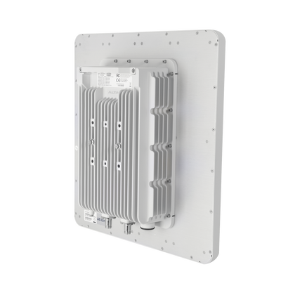 Punto de Acceso WiFi PTP y PTMP Doble Banda Simultanea Ideal Para Industria 4.0 Hasta 1.7 Km de Cobertura WiFi Antena Sectorial MIMO 8x8 Integrada de 100° de Apertura en 2.4 GHz MIMO 2x2 Conectorizado en 5 GHz.
