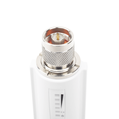 Radio airMAX Bullet-M2HP hasta 100 Mbps frecuencia de 2 GHz (2412 - 2472 GHz) No incluye adaptador PoE