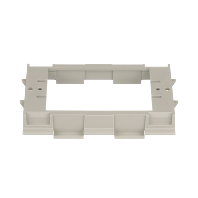 Soporte para Montaje de Faceplates en Canaleta T70 de PVC Rígido Color Gris Internacional
