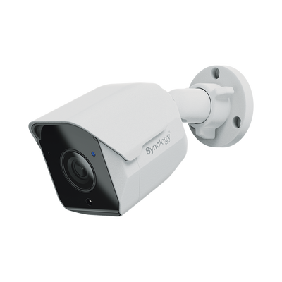 Cámara de Vigilancia BC500 | 5 Megapíxeles (2880x1620) | Lente 2.8 mm (110° H) | Visión Nocturna 30 mts | IP67 | IA para Detección de Personas y Vehículos | Compatible con Surveillance Station | Almacenamiento en mic