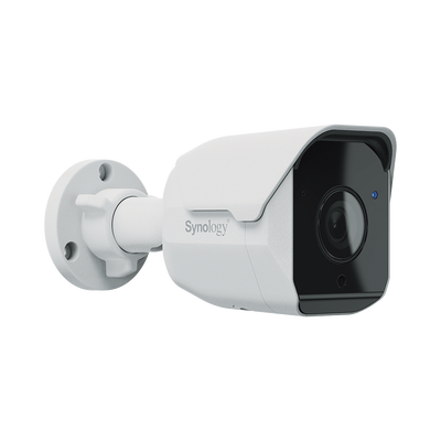 Cámara de Vigilancia BC500 | 5 Megapíxeles (2880x1620) | Lente 2.8 mm (110° H) | Visión Nocturna 30 mts | IP67 | IA para Detección de Personas y Vehículos | Compatible con Surveillance Station | Almacenamiento en mic