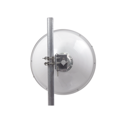 Antena Direccional de Alto Rendimiento/ Parábola profunda para mayor aislamiento al ruido / 29 ± 1 dBi / 4.9 - 6.4 GHz / Conectores N-Hembra / Fácil Montaje y Soporte de acero inoxidable / Radomo Incluido