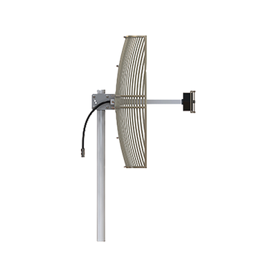 Antena Rejilla direccional Ganancia 24 dBi Dimensiones (90 x 60 x 38 cm) rango de frecuencia (2300-2500 MHz).