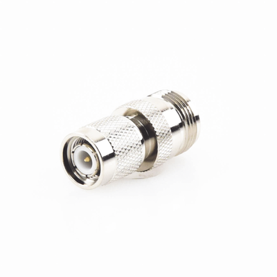Adaptador en Línea de Conector TNC Macho a N Hembra Níquel/ Oro/ Teflón.