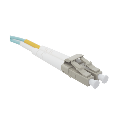 Jumper de Fibra Óptica Multimodo 50/125 XGLO OM3 LC-LC Duplex OFNR Color Aqua 5 Metros