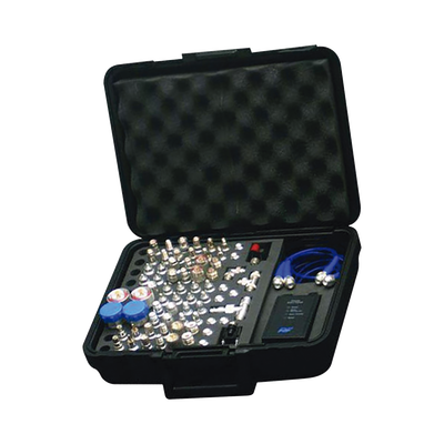 Mega Kit de Adaptadores UNIDAPT de 74 piezas en conjunto todos los del RFA-4019 y RFA-4023-01 así como 2 Cables UNIDAPT un Barril-Machos y un Probador de Cables en un solo estuche con bisagras.