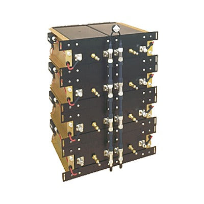 Combinador Decibel Products para Montaje en Rack 19"  851-869 MHz  5 Canales  150 kHz de Sep. a Tx-Tx  150 Watt  N Hembras.