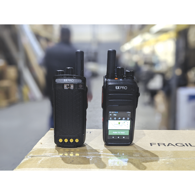 Radio 4G LTE IP66 Pantalla 2.4" Cámara Frontal y Trasera Compatible con NXRADIO (NUEVO HARDWARE)