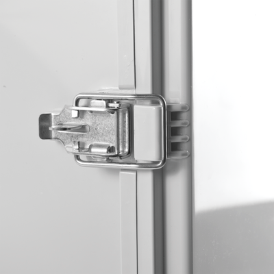Gabinetes NEMA cuerpo gris cubierta gris para interior y exterior (500 x 700 x 250 mm.) requiere panel TX-5070