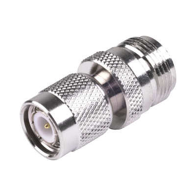 Adaptador en Línea de Conector TNC Macho a N Hembra Níquel/ Oro/ Teflón.
