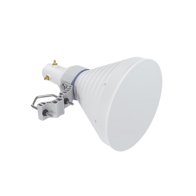 Antena Sectorial Simétrica Starter Horn de 30º 5150 - 5950 MHz ganancia de 18 dBi conexión RP-SMA