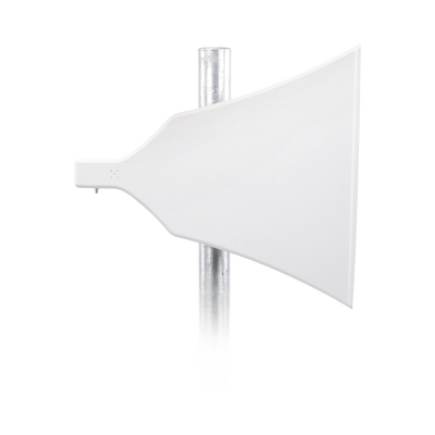 Antena Tipo Horn de 90° 16 dBi Ideal para ambientes de alto ruido 4.9-6.5 GHz Conector SMA-Hembra con montaje incluido