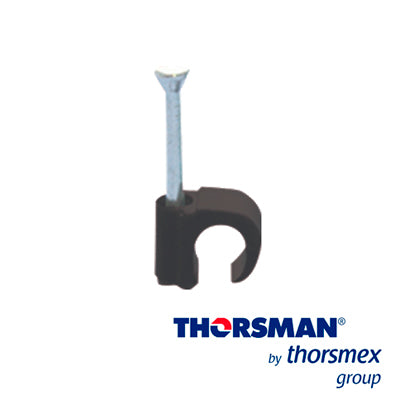 GRAPAS REFORZADA SUJETHOR THORSMAN 3101-00400 TC 3-5 Rc 3/4p CAJA /100PZAS COLOR NEGRO  IDEAL PARA CABLE REDONDO CALIBRES 12 A 14   CLAVO GALVANIZADO  GRAPA DE POLIETILENO  RESISTENTE AL IMPACTO  CORROSIÓN  HUMEDAD Y CLIMAS EXTREMOS