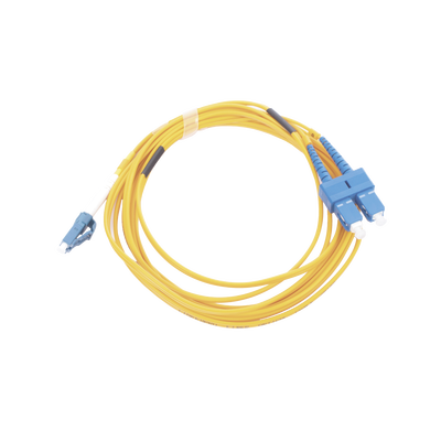 Jumper de Fibra Óptica Monomodo 9/125 LC/UPC-SC/UPC  PVC  2.0 mm  Dúplex  amarillo  3 metros
