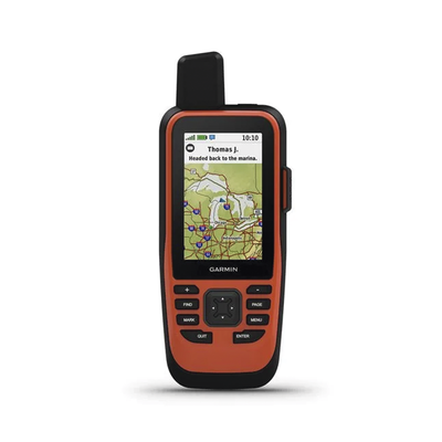 GPS Portátil / Pantalla TFT Transflectiva de 3" / Resolución 240 x 400 píxeles / Batería de Ion Litio con Autonomía de 35 Horas / Memoria de 16 GB / Compatible con NMEA 0183 y microUSB / Brújula de Tres Ejes