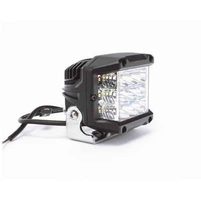 Lampara de trabajo de uso rudo   IP67  12-24 Vcc