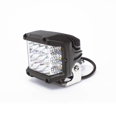 Lampara de trabajo de uso rudo   IP67  12-24 Vcc