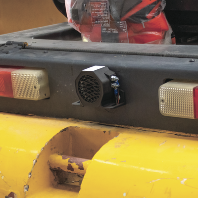 Alarma de Reversa Inteligente  12-48V  77-97 DBA
