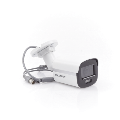 Bala TURBOHD 2 Megapixel (1080p) / Imagen a color 24/7 / Lente 2.8 mm / Luz Blanca 20 mts / Exterior IP67 / dWDR / Micrófono Integrado