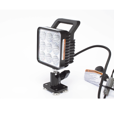 Lámpara de trabajo de 9 led  montaje giratorio magnético  12-24 Vcc  1300 Lumenes