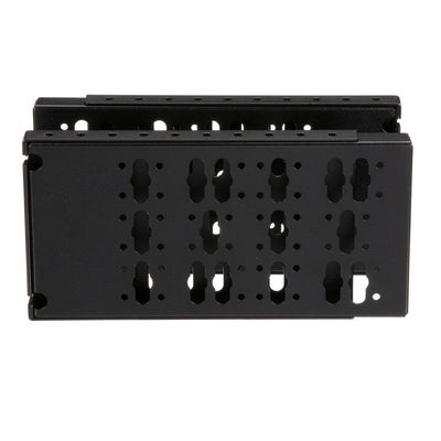 Kit de Soportes Para Instalación de PDUs Verticales  en Racks de 2 o 4 Postes de Panduit  Color Negro