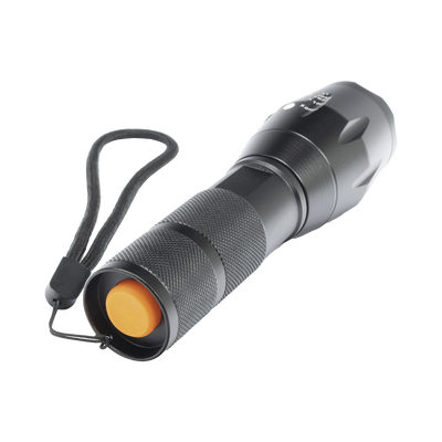 Linterna LED de Aluminio  800 Lúmenes  IPX4  Resistente al Agua