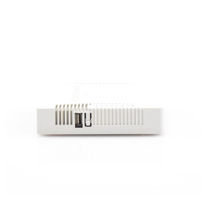 (hAP ac) 5 Puertos Gigabit Ethernet  1 Puerto SFP  1 USB  WiFi Doble Banda 3x3 802.11ac  hasta 1W de potencia