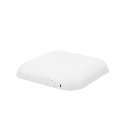 Punto de Acceso Empresarial XV3-8 Wi-Fi 6 para Interior / 5 Radios Definidos por Software (SDR) / Hasta 1 024 Clientes / Gestión desde la Nube cnMaestro / Montaje en Techo o Plafón