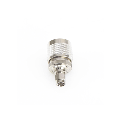 Adaptador en Línea  de Conector SMA Macho Inverso a N Macho  Níquel/ Oro/ Teflón.