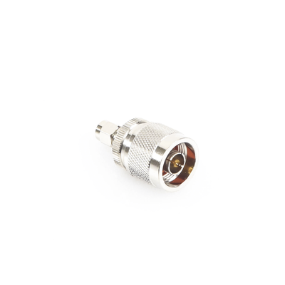 Adaptador en Línea  de Conector SMA Macho Inverso a N Macho  Níquel/ Oro/ Teflón.