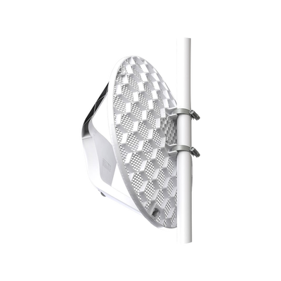 (LHG 2) Cliente en 2.4 GHz (2412 - 2485 MHz)  Antena Integrada 18 dBi  Hasta 316 mW de Potencia