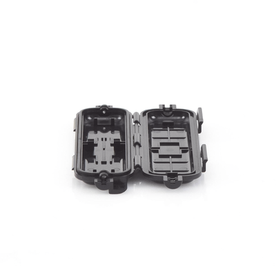 Mini caja para exterior con protección IP65 para uso con un acopladores SC Simplex o LC Duplex (No incluido)