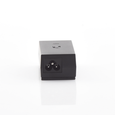 Adaptador PoE Ubiquiti de 24 VDC  0.5 A con puerto Gigabit  compatible con airGateway