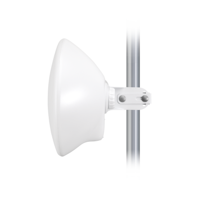 Cliente PtMP LTU™ Pro  5 GHz (4.8 - 6-2 GHz) con antena integrada de 24 dBi