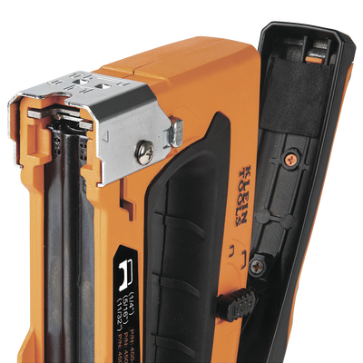 Grapadora para Cables de Voz  Datos y Video (UTP) a Madera / Tablaroca. Compatible con grapas 450-001  450-002  450-003