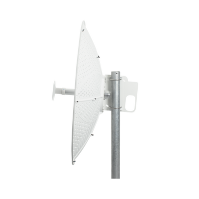 Antena direccional para C5x  C6x  B6X y B5x  Guía de onda para mantener la integridad de la señal y minimiza la pérdida en transmisión   4.9 - 6.5 GHz  3 ft  Ganancia de 34 dBi  Montaje incluido