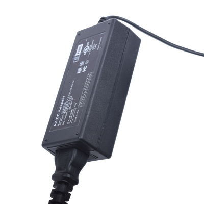 Adaptador de pared de 24 Vcc Regulado @ 3A / UL / Voltaje de Entrada de 100-240 Vca