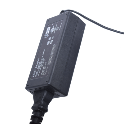 Adaptador de pared de 24 Vcc Regulado @ 3A / UL / Voltaje de Entrada de 100-240 Vca