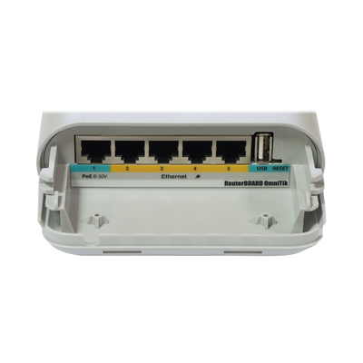 (OmniTIK 5 PoE) Punto de Acceso Omnidireccional en 5GHz 802.11 a/n  Antenas integradas de 7.5 dBi   Incluye 5 Puertos Fast Ethernet  4 Puertos con Salida PoE