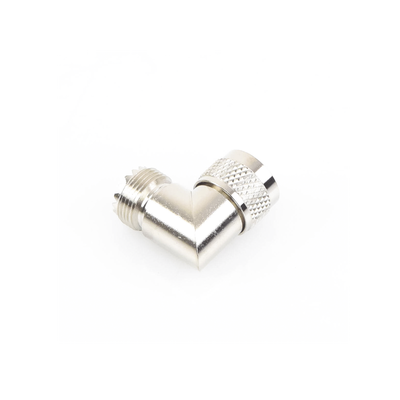 Adaptador en Ángulo Recto  de Conector UHF Macho (PL-259) a UHF Hembra (SO-239)  Níquel/ Oro/ Delrin.
