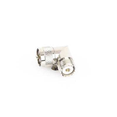 Adaptador en Ángulo Recto  de Conector UHF Macho (PL-259) a UHF Hembra (SO-239)  Níquel/ Oro/ Delrin.