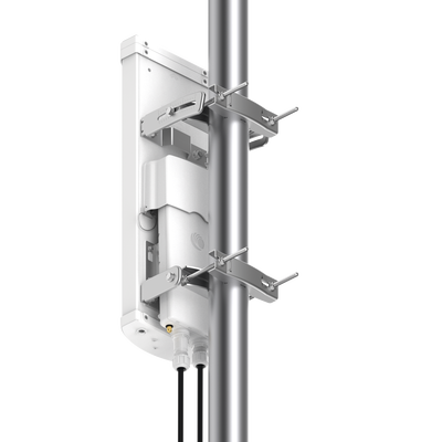 Antena sectorial  de 90 grados  18 dBi  5.9-7.1 GHz  MU-MIMO 4x4  incluye kit de montaje para EPMP4600