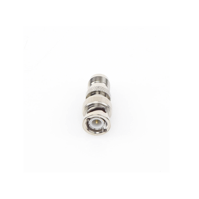 Adaptador en Línea de Conector TNC Hembra a BNC Macho  Níquel/ Oro/ Teflón.