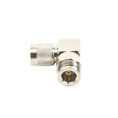 Adaptador en Ángulo Recto de Conector TNC Macho a N Hembra  Níquel/ Oro/ Teflón.