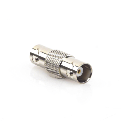 Adaptador Tipo Barril para 50 Ohm de Conectores BNC Hembra a BNC Hembra  Niquel/Oro/Polipropileno.